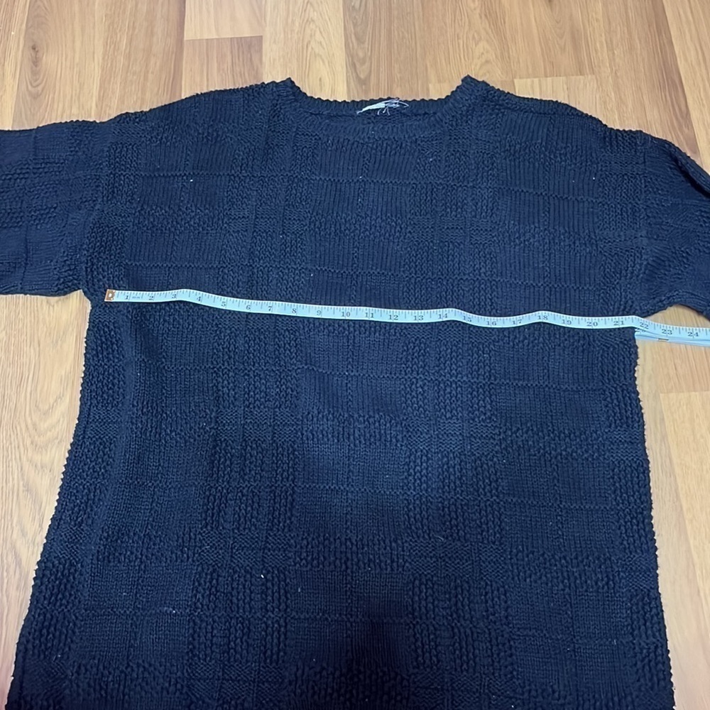 Sweater - Picture 5 of 5